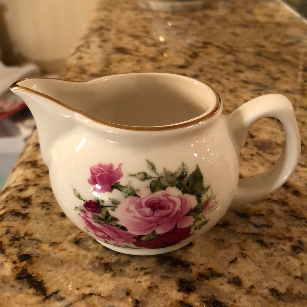 Vintage Pristine Pottery Fine Earthenware Creamer